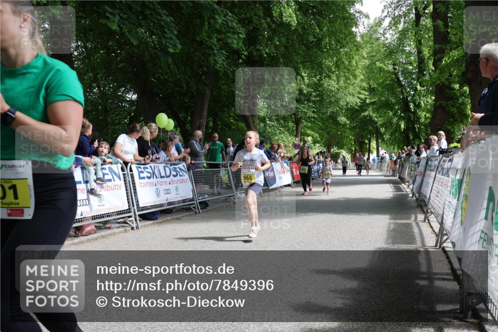 17.05.2025 - Störlauf Strokosch-Dieckow http://msf.ph/oto/7849396 17.05.2025 14:16:34 Ziel 2025, 01, 966 meine-sportfotos.de