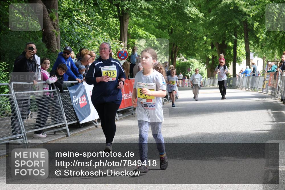 17.05.2025 - Störlauf Strokosch-Dieckow http://msf.ph/oto/7849418 17.05.2025 14:16:53 Ziel 913, 29, 9 meine-sportfotos.de