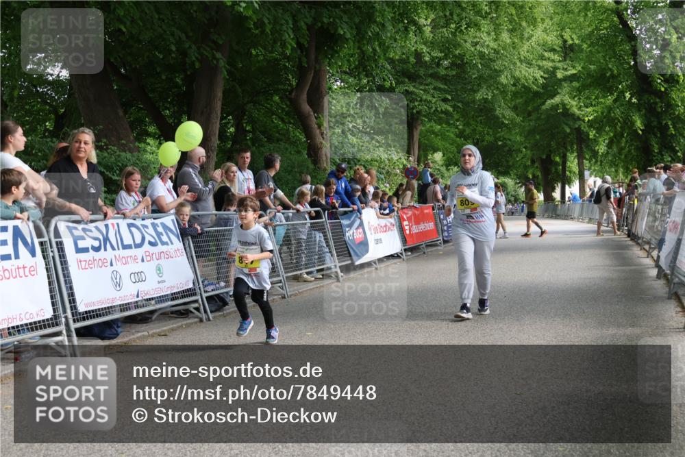 17.05.2025 - Störlauf Strokosch-Dieckow http://msf.ph/oto/7849448 17.05.2025 14:17:30 Ziel 80 meine-sportfotos.de