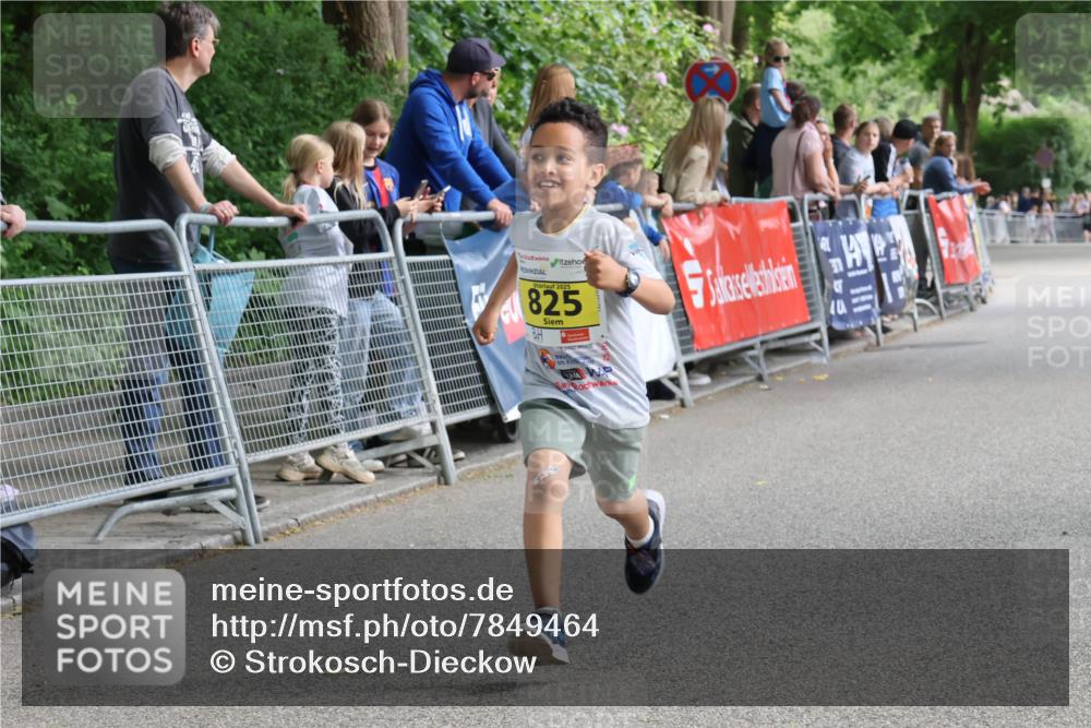 17.05.2025 - Störlauf Strokosch-Dieckow http://msf.ph/oto/7849464 17.05.2025 14:18:05 Ziel 2025, 825 meine-sportfotos.de