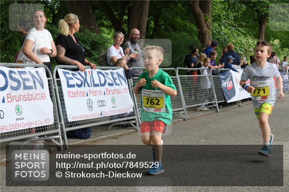 17.05.2025 - Störlauf Strokosch-Dieckow http://msf.ph/oto/7849529 17.05.2025 14:19:32 Ziel 2025, 762, 2025, 171 meine-sportfotos.de