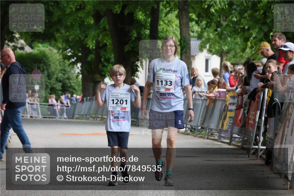 17.05.2025 - Störlauf Strokosch-Dieckow http://msf.ph/oto/7849535 17.05.2025 14:31:41 Ziel 2025, 1201, 1133 meine-sportfotos.de