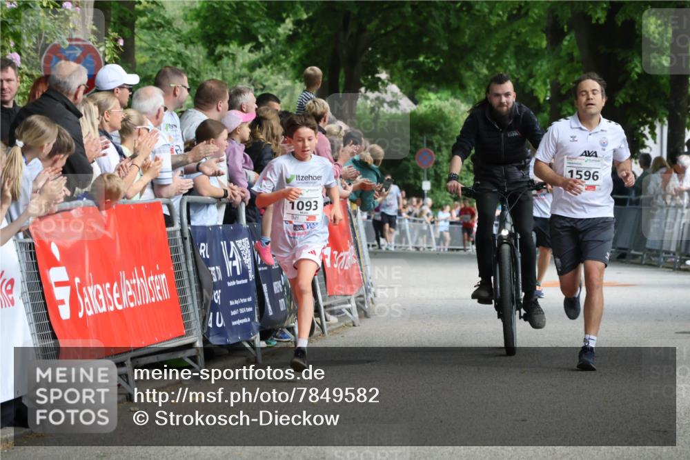 17.05.2025 - Störlauf Strokosch-Dieckow http://msf.ph/oto/7849582 17.05.2025 14:37:25 Ziel 40, 25524, 1093, 1596 meine-sportfotos.de