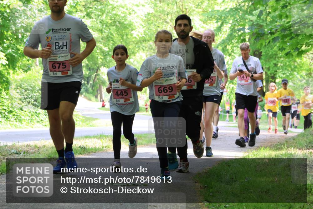17.05.2025 - Störlauf Strokosch-Dieckow http://msf.ph/oto/7849613 17.05.2025 13:55:13 Laufen 675, 60, 441, 6, 55, 445, 2025, 669, 506, 529 meine-sportfotos.de