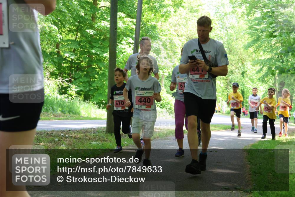 17.05.2025 - Störlauf Strokosch-Dieckow http://msf.ph/oto/7849633 17.05.2025 13:55:18 Laufen 670, 440, 67, 441, 529, 450, 506 meine-sportfotos.de