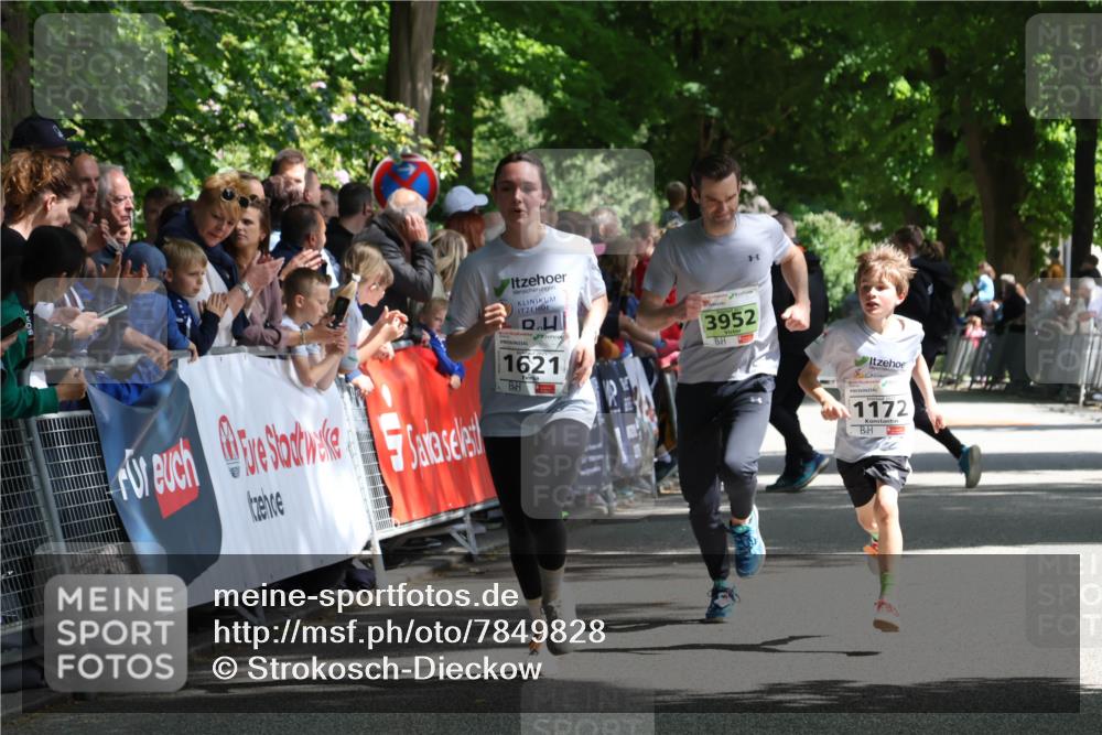 17.05.2025 - Störlauf Strokosch-Dieckow http://msf.ph/oto/7849828 17.05.2025 14:40:48 Ziel 1621, 3952, 1172 meine-sportfotos.de