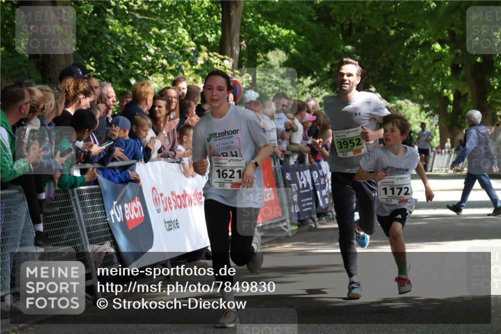 17.05.2025 - Störlauf Strokosch-Dieckow http://msf.ph/oto/7849830 17.05.2025 14:40:48 Ziel 1621, 3952, 2025, 1172 meine-sportfotos.de