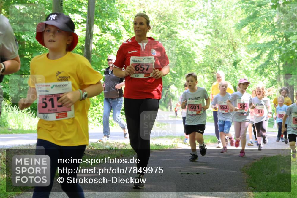 17.05.2025 - Störlauf Strokosch-Dieckow http://msf.ph/oto/7849975 17.05.2025 13:56:54 Laufen 2021, 514, 2025, 657, 401, 552, 564, 4, 581, 592 meine-sportfotos.de