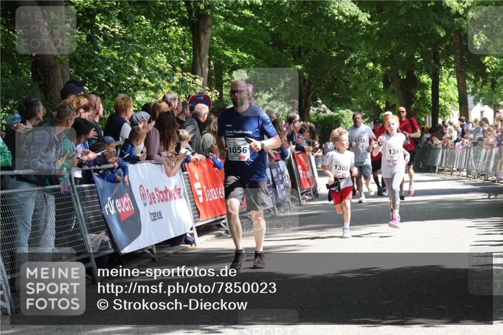 17.05.2025 - Störlauf Strokosch-Dieckow http://msf.ph/oto/7850023 17.05.2025 14:42:24 Ziel 1056, 1308, 1127, 1361 meine-sportfotos.de