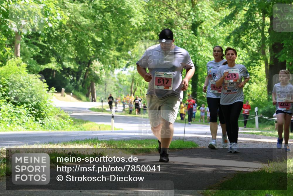 17.05.2025 - Störlauf Strokosch-Dieckow http://msf.ph/oto/7850041 17.05.2025 13:57:18 Laufen 617, 615, 40 meine-sportfotos.de