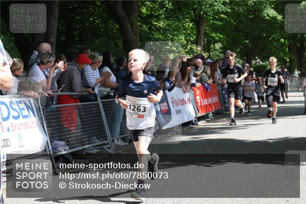 17.05.2025 - Störlauf Strokosch-Dieckow http://msf.ph/oto/7850073 17.05.2025 14:42:50 Ziel 2025, 1263, 158, 1103, 1231, 1588 meine-sportfotos.de