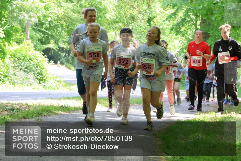 17.05.2025 - Störlauf Strokosch-Dieckow http://msf.ph/oto/7850139 17.05.2025 13:57:56 Laufen 2, 558, 572, 556, 660 meine-sportfotos.de