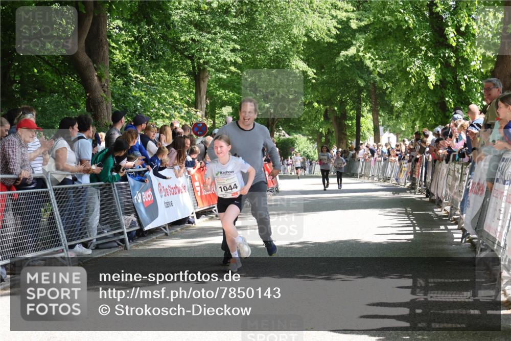 17.05.2025 - Störlauf Strokosch-Dieckow http://msf.ph/oto/7850143 17.05.2025 14:43:18 Ziel 1044 meine-sportfotos.de