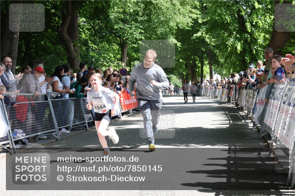 17.05.2025 - Störlauf Strokosch-Dieckow http://msf.ph/oto/7850145 17.05.2025 14:43:18 Ziel 1044 meine-sportfotos.de