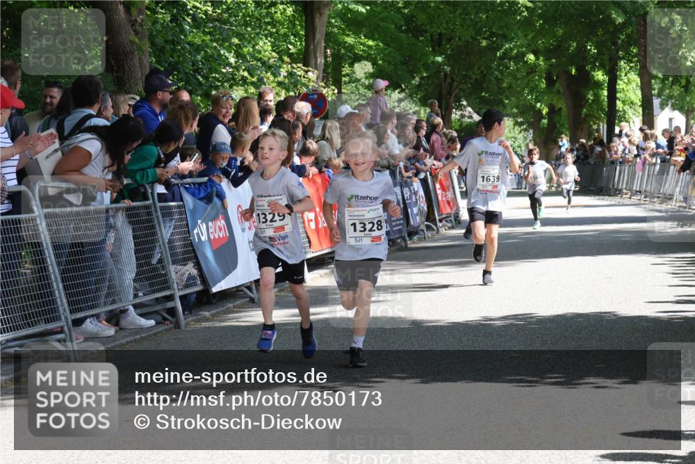 17.05.2025 - Störlauf Strokosch-Dieckow http://msf.ph/oto/7850173 17.05.2025 14:43:36 Ziel 1639, 1329, 1328, 1565 meine-sportfotos.de