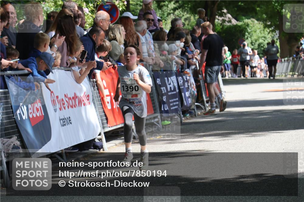 17.05.2025 - Störlauf Strokosch-Dieckow http://msf.ph/oto/7850194 17.05.2025 14:43:44 Ziel 2025, 1390, 72, 455, 40 meine-sportfotos.de