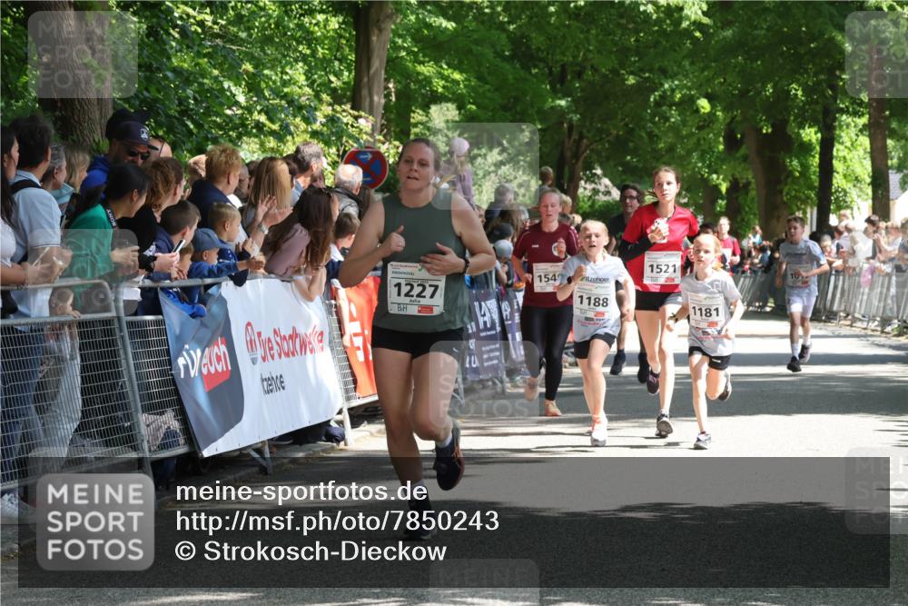 17.05.2025 - Störlauf Strokosch-Dieckow http://msf.ph/oto/7850243 17.05.2025 14:44:12 Ziel 1227, 154, 1188, 15211, 1181, 10 meine-sportfotos.de