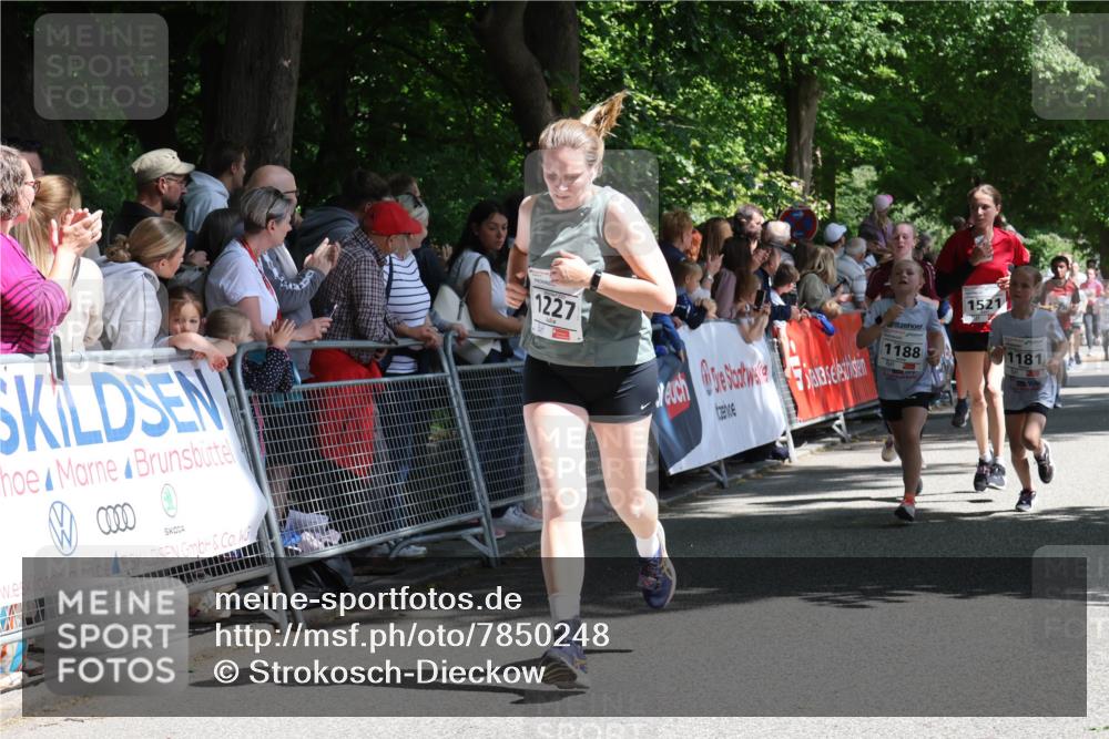 17.05.2025 - Störlauf Strokosch-Dieckow http://msf.ph/oto/7850248 17.05.2025 14:44:13 Ziel 0000, 1227, 1521, 1188, 1181 meine-sportfotos.de