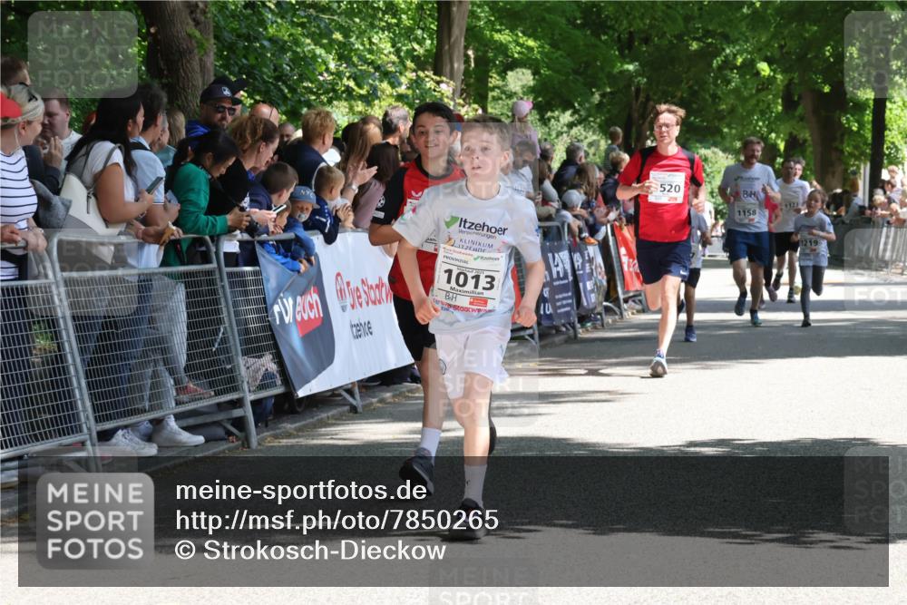 17.05.2025 - Störlauf Strokosch-Dieckow http://msf.ph/oto/7850265 17.05.2025 14:44:18 Ziel 1013, 1122, 520, 1158, 1219 meine-sportfotos.de