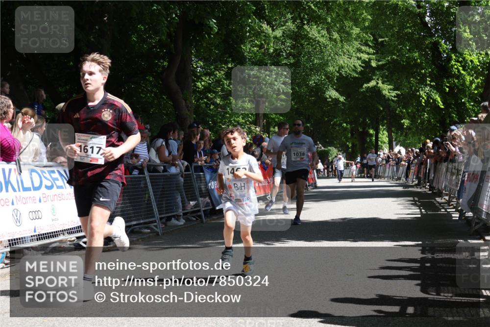 17.05.2025 - Störlauf Strokosch-Dieckow http://msf.ph/oto/7850324 17.05.2025 14:44:54 Ziel 1617, 14, 1038 meine-sportfotos.de