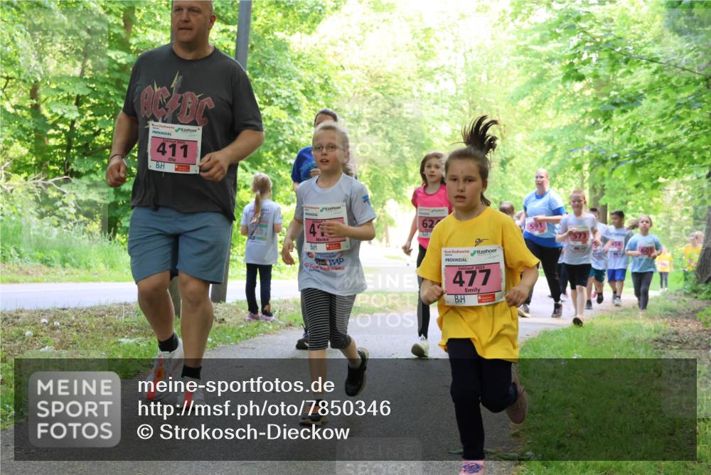 17.05.2025 - Störlauf Strokosch-Dieckow http://msf.ph/oto/7850346 17.05.2025 13:59:29 Laufen 411, 4, 62, 2025, 477, 591, 573 meine-sportfotos.de
