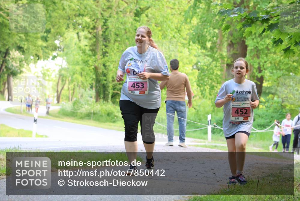 17.05.2025 - Störlauf Strokosch-Dieckow http://msf.ph/oto/7850442 17.05.2025 14:00:30 Laufen 453, 452 meine-sportfotos.de