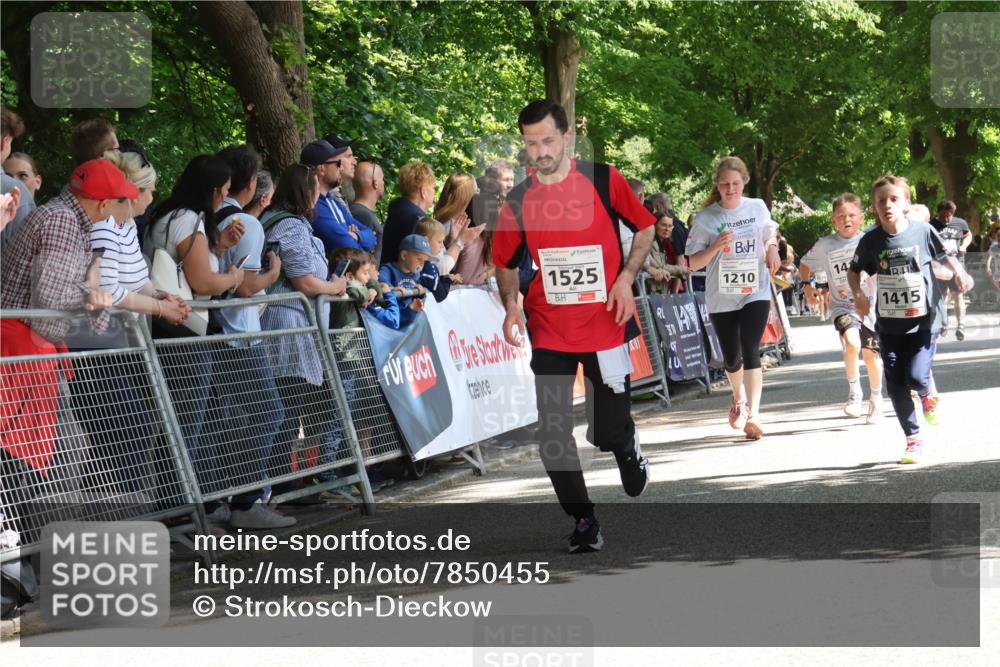 17.05.2025 - Störlauf Strokosch-Dieckow http://msf.ph/oto/7850455 17.05.2025 14:46:03 Ziel 1525, 40, 1210, 14, 1415, 13 meine-sportfotos.de