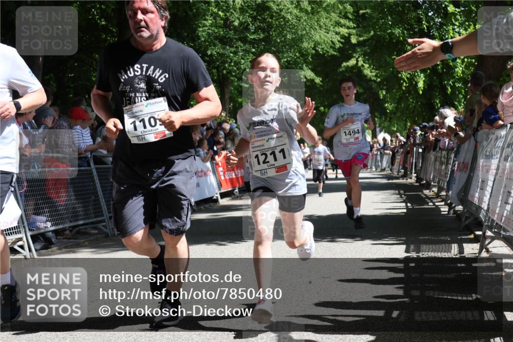 17.05.2025 - Störlauf Strokosch-Dieckow http://msf.ph/oto/7850480 17.05.2025 14:46:14 Ziel 5, 58, 2025, 110, 2025, 1211, 1564, 1494 meine-sportfotos.de