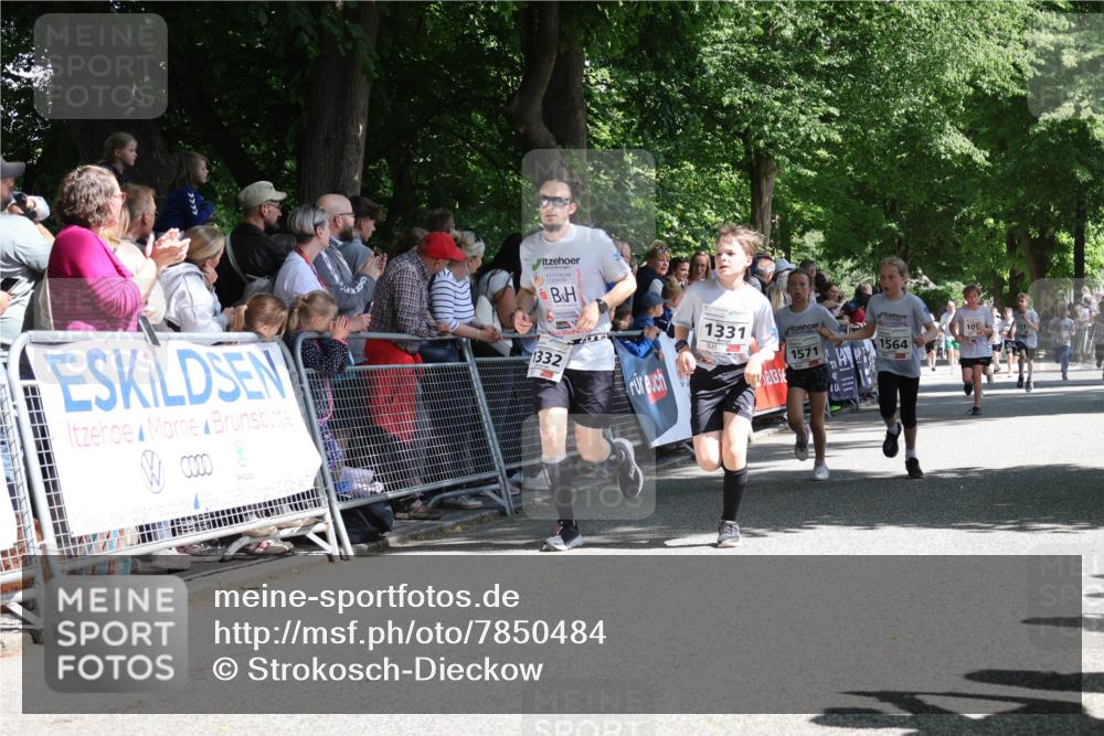 17.05.2025 - Störlauf Strokosch-Dieckow http://msf.ph/oto/7850484 17.05.2025 14:46:16 Ziel 1332, 1331, 1571, 10, 1373, 1564 meine-sportfotos.de