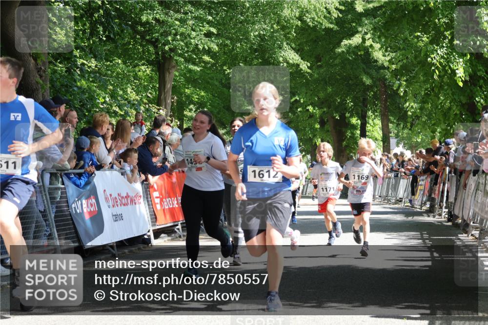 17.05.2025 - Störlauf Strokosch-Dieckow http://msf.ph/oto/7850557 17.05.2025 14:46:46 Ziel 511, 14, 1612, 1171, 1169 meine-sportfotos.de
