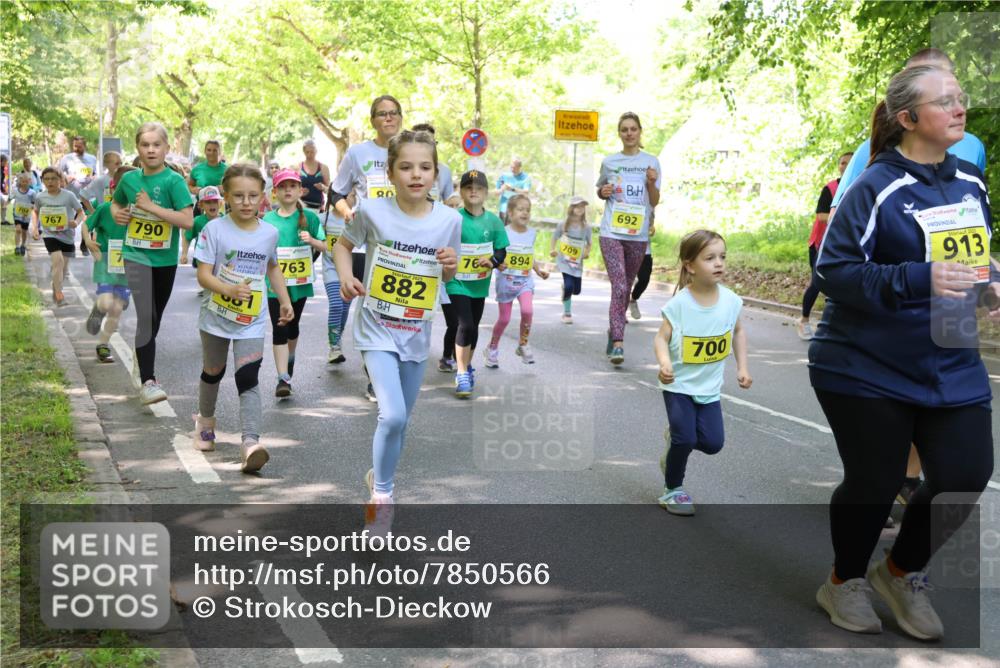 17.05.2025 - Störlauf Strokosch-Dieckow http://msf.ph/oto/7850566 17.05.2025 14:02:01 Laufen 767, 7, 790, 80, 763, 882, 709, 76, 894, 692, 700, 913 meine-sportfotos.de