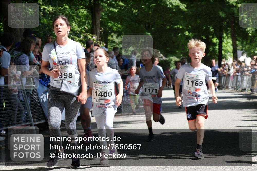 17.05.2025 - Störlauf Strokosch-Dieckow http://msf.ph/oto/7850567 17.05.2025 14:46:48 Ziel 398, 1400, 108, 1171, 1169 meine-sportfotos.de