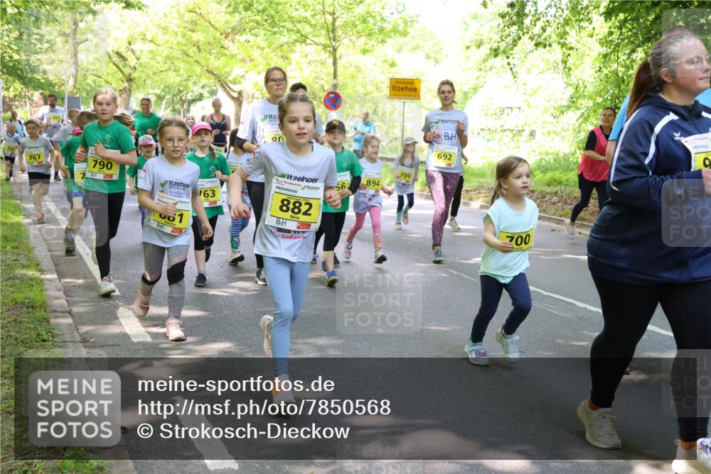 17.05.2025 - Störlauf Strokosch-Dieckow http://msf.ph/oto/7850568 17.05.2025 14:02:01 Laufen 704, 767, 790, 20, 692, 709, 894, 56, 81, 763, 882, 700, 9 meine-sportfotos.de