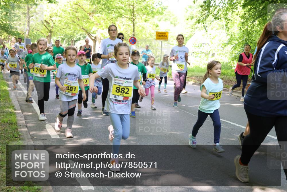 17.05.2025 - Störlauf Strokosch-Dieckow http://msf.ph/oto/7850571 17.05.2025 14:02:01 Laufen 704, 767, 70, 790, 712, 881, 63, 2025, 882, 09, 894, 692, 00 meine-sportfotos.de