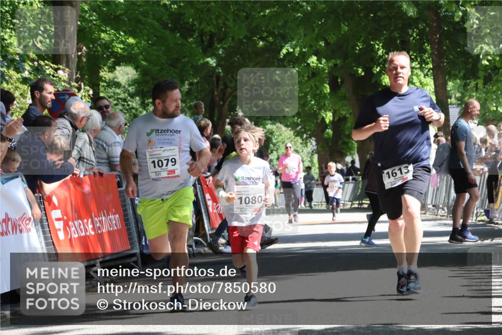 17.05.2025 - Störlauf Strokosch-Dieckow http://msf.ph/oto/7850580 17.05.2025 14:46:54 Ziel 1079, 1080, 1613 meine-sportfotos.de