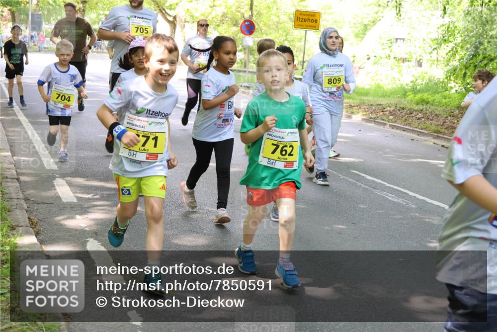 17.05.2025 - Störlauf Strokosch-Dieckow http://msf.ph/oto/7850591 17.05.2025 14:02:07 Laufen 705, 704, 2025, 71, 2025, 762, 809 meine-sportfotos.de