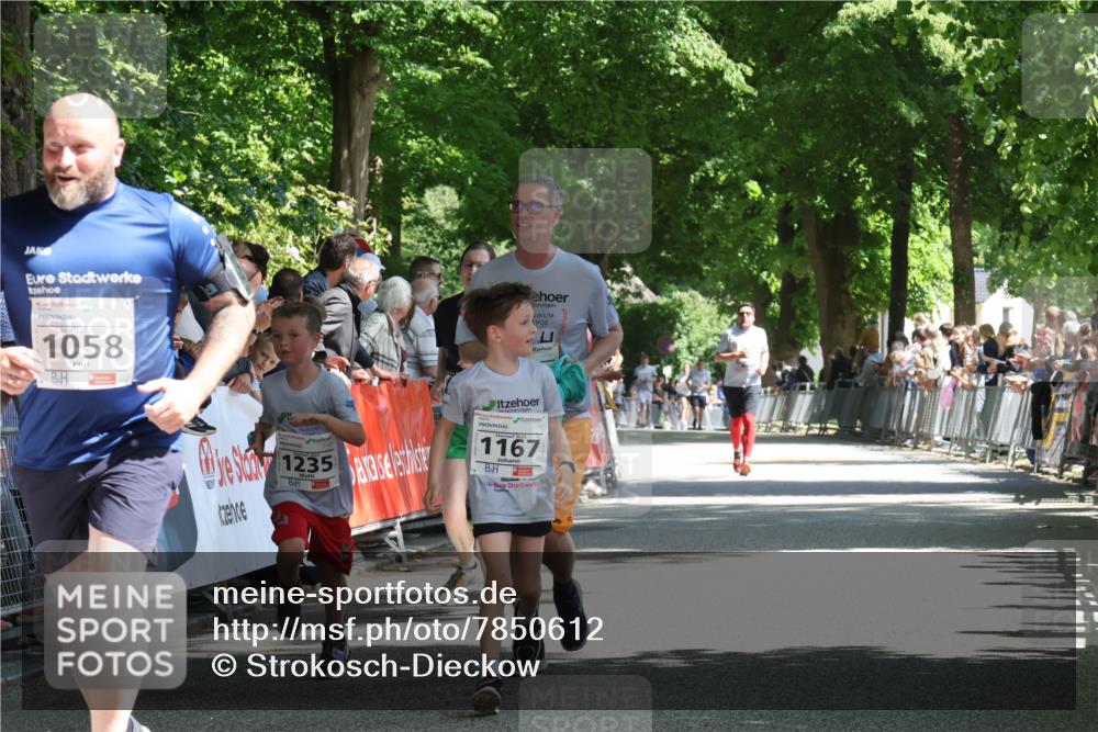 17.05.2025 - Störlauf Strokosch-Dieckow http://msf.ph/oto/7850612 17.05.2025 14:47:21 Ziel 1058, 1235, 35, 1167 meine-sportfotos.de