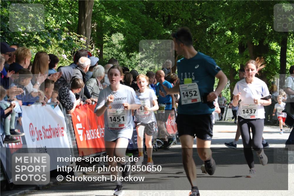 17.05.2025 - Störlauf Strokosch-Dieckow http://msf.ph/oto/7850650 17.05.2025 14:47:56 Ziel 143, 2025, 1452, 1451, 1437 meine-sportfotos.de