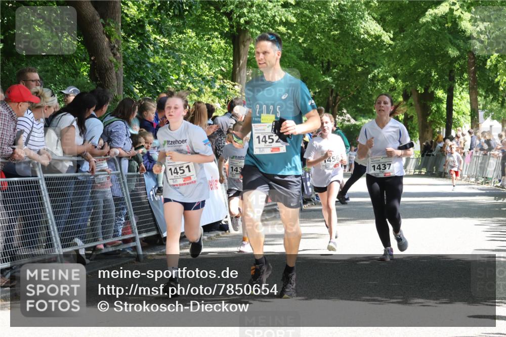 17.05.2025 - Störlauf Strokosch-Dieckow http://msf.ph/oto/7850654 17.05.2025 14:47:57 Ziel 1451, 143, 2025, 1452, 14565, 1437 meine-sportfotos.de
