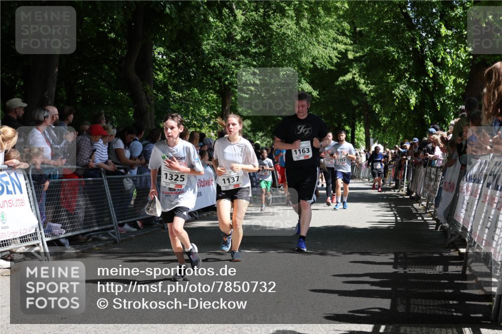17.05.2025 - Störlauf Strokosch-Dieckow http://msf.ph/oto/7850732 17.05.2025 14:48:41 Ziel 1325, 1137, 10, 087, 1163, 1220, 1157 meine-sportfotos.de