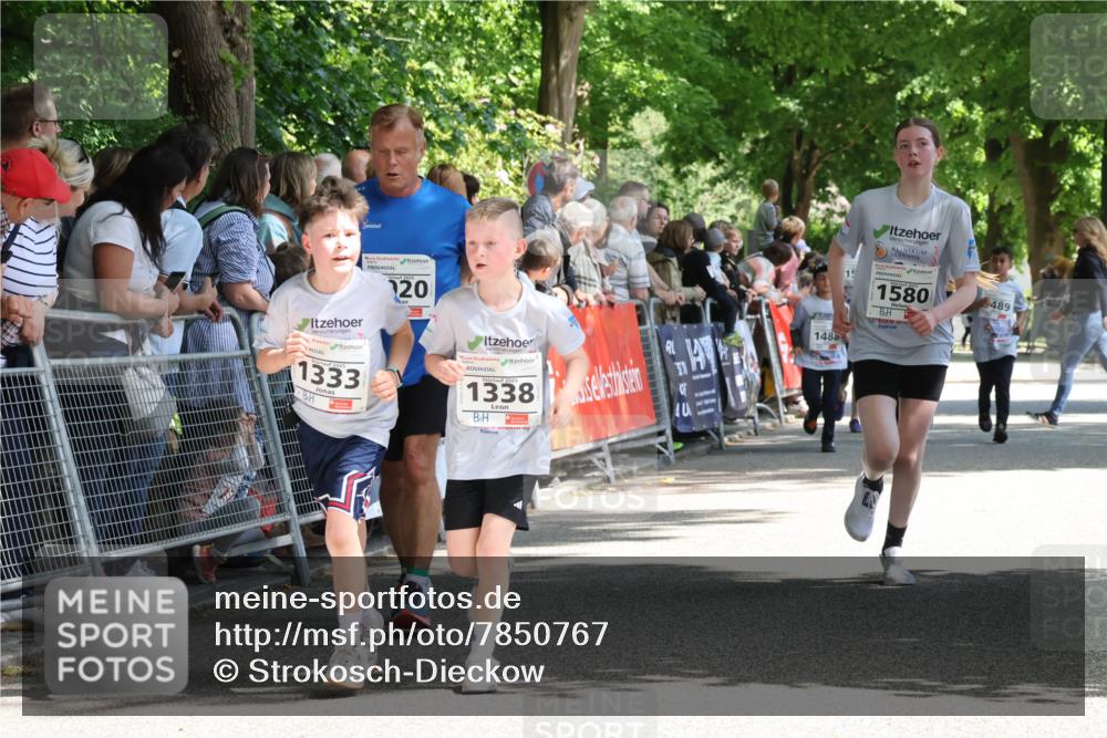17.05.2025 - Störlauf Strokosch-Dieckow http://msf.ph/oto/7850767 17.05.2025 14:49:05 Ziel 20, 1333, 2025, 1338, 15, 1580, 1485, 489 meine-sportfotos.de