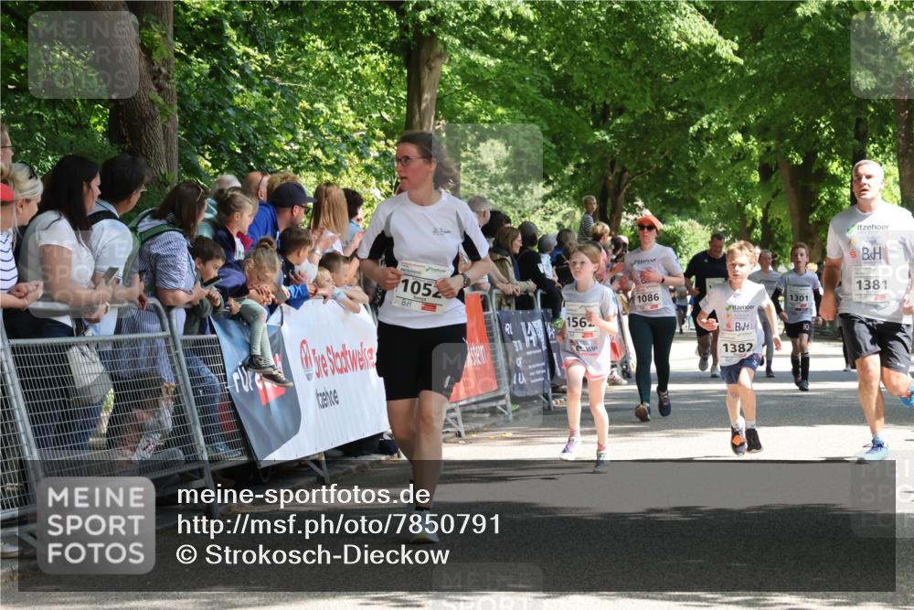 17.05.2025 - Störlauf Strokosch-Dieckow http://msf.ph/oto/7850791 17.05.2025 14:49:21 Ziel 1052, 1086, 1301, 156, 10, 1382, 1381 meine-sportfotos.de