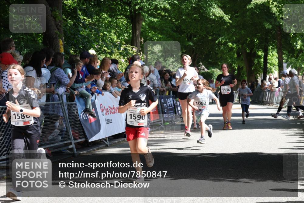 17.05.2025 - Störlauf Strokosch-Dieckow http://msf.ph/oto/7850847 17.05.2025 14:49:44 Ziel 1580, 1457, 30, 1082, 1590, 1136 meine-sportfotos.de