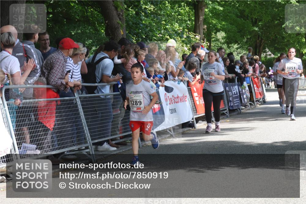 17.05.2025 - Störlauf Strokosch-Dieckow http://msf.ph/oto/7850919 17.05.2025 14:50:48 Ziel 1289, 108, 10, 1051 meine-sportfotos.de