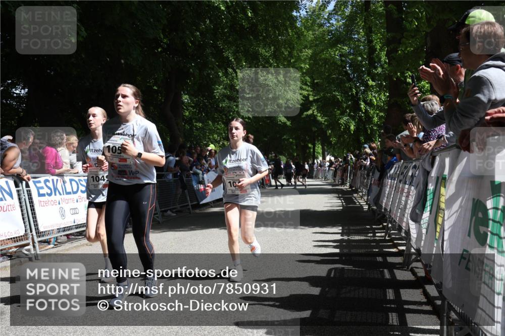 17.05.2025 - Störlauf Strokosch-Dieckow http://msf.ph/oto/7850931 17.05.2025 14:50:54 Ziel 105, 104, 10 meine-sportfotos.de