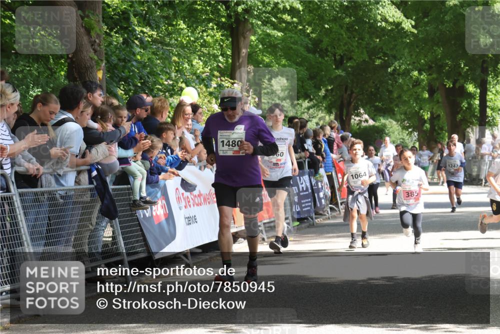 17.05.2025 - Störlauf Strokosch-Dieckow http://msf.ph/oto/7850945 17.05.2025 14:51:10 Ziel 1480, 60, 1064, 385, 1247 meine-sportfotos.de