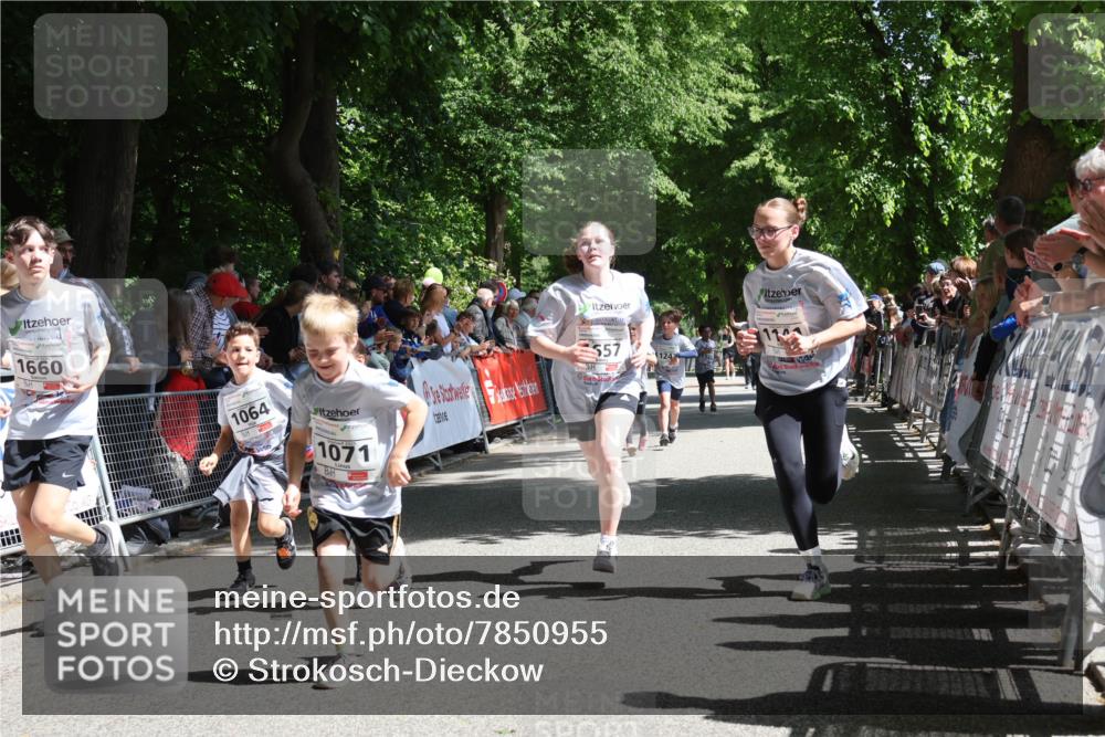 17.05.2025 - Störlauf Strokosch-Dieckow http://msf.ph/oto/7850955 17.05.2025 14:51:13 Ziel 1660, 1064, 1071, 557, 3, 124 meine-sportfotos.de