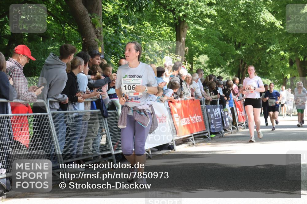 17.05.2025 - Störlauf Strokosch-Dieckow http://msf.ph/oto/7850973 17.05.2025 14:51:26 Ziel 106, 14, 1057, 644 meine-sportfotos.de