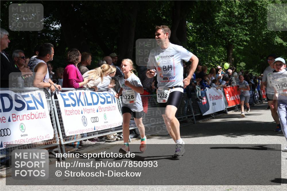 17.05.2025 - Störlauf Strokosch-Dieckow http://msf.ph/oto/7850993 17.05.2025 14:51:41 Ziel 15, 0000, 1223, 1190 meine-sportfotos.de