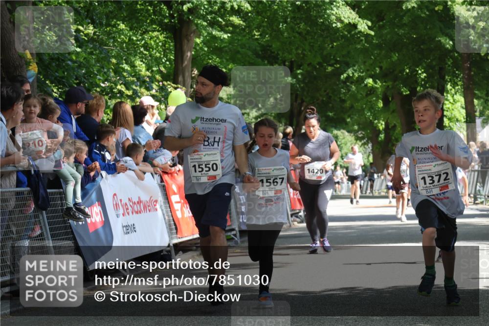 17.05.2025 - Störlauf Strokosch-Dieckow http://msf.ph/oto/7851030 17.05.2025 14:52:03 Ziel 210, 1550, 1567, 14, 1420, 2025, 1372 meine-sportfotos.de